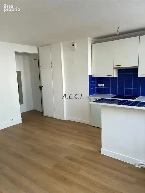 BOIS-COLOMBES –studio de 27 m² vue dégagée- près gare et marché - photo 2