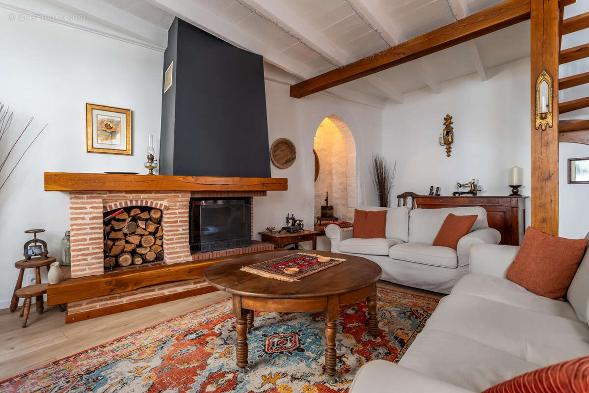 Maison à ROQUECOR