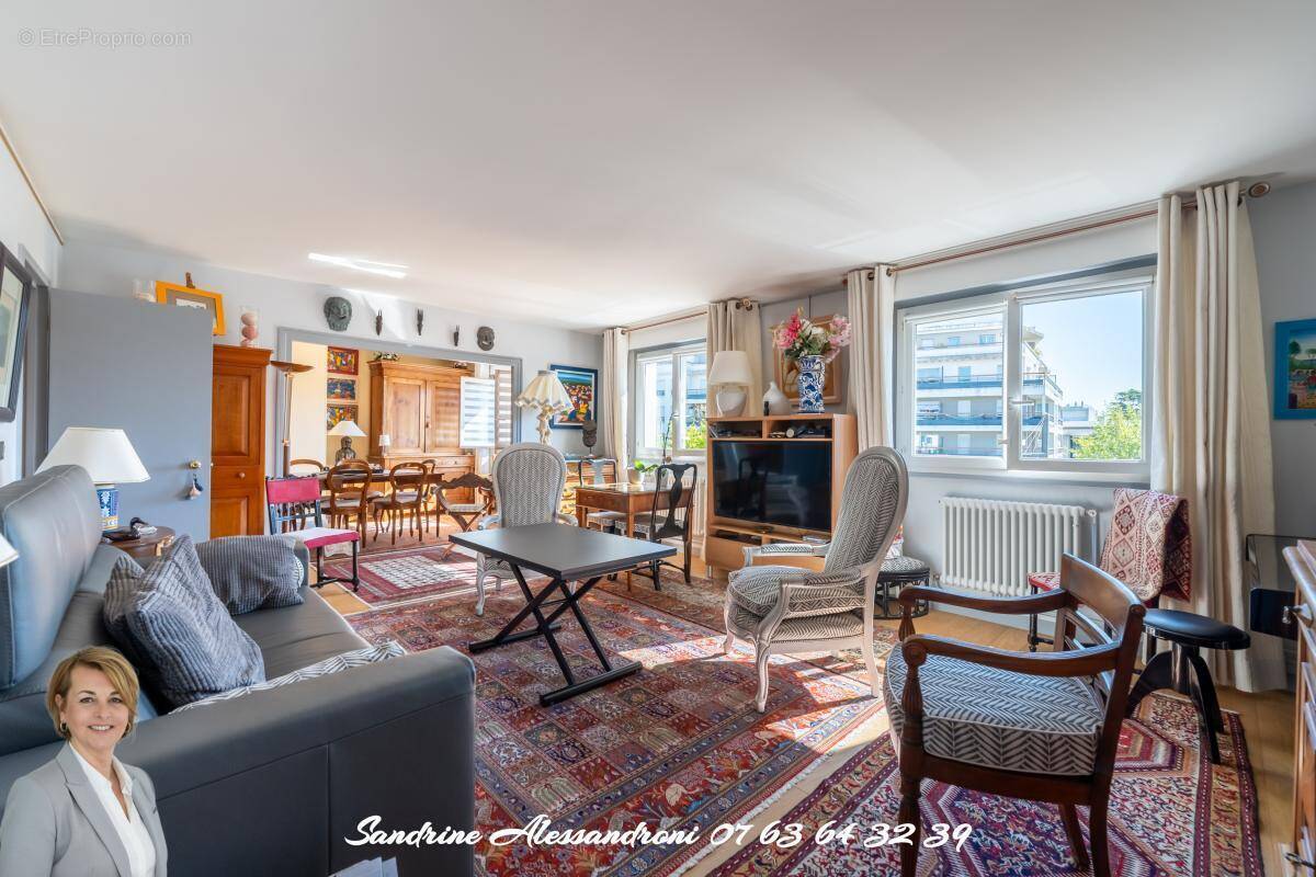 Appartement à VELIZY-VILLACOUBLAY