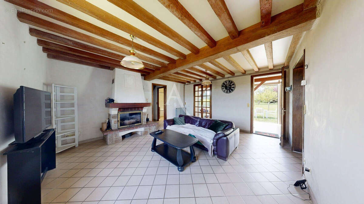 Maison à ETREPAGNY