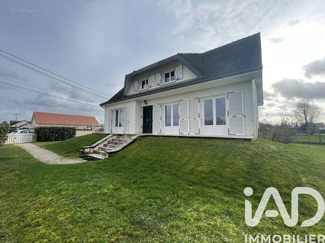 Photo 1 - Maison à DECIZE