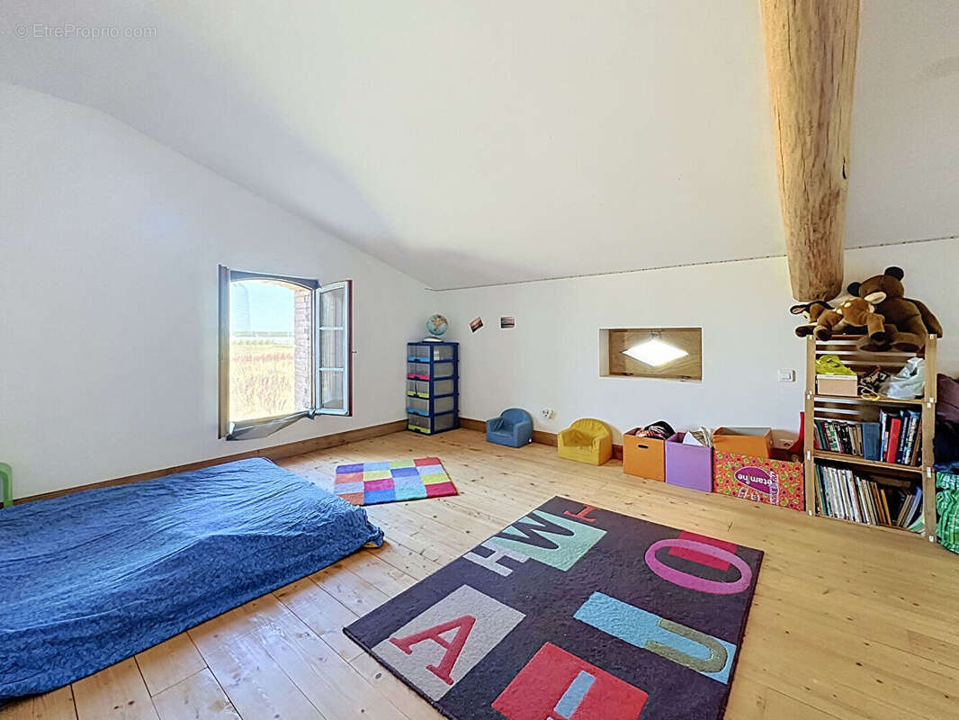 A vendre maison de caractère proche de Montauban avec dependance - photo 4