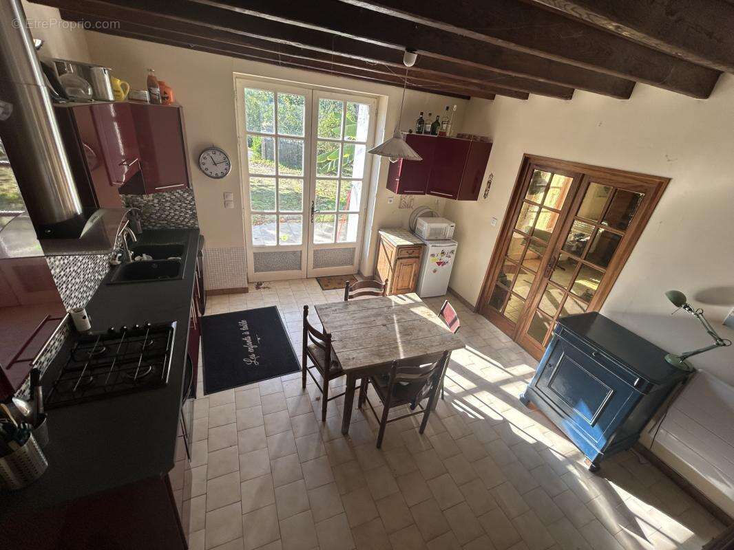 Maison à NANTEUIL-EN-VALLEE