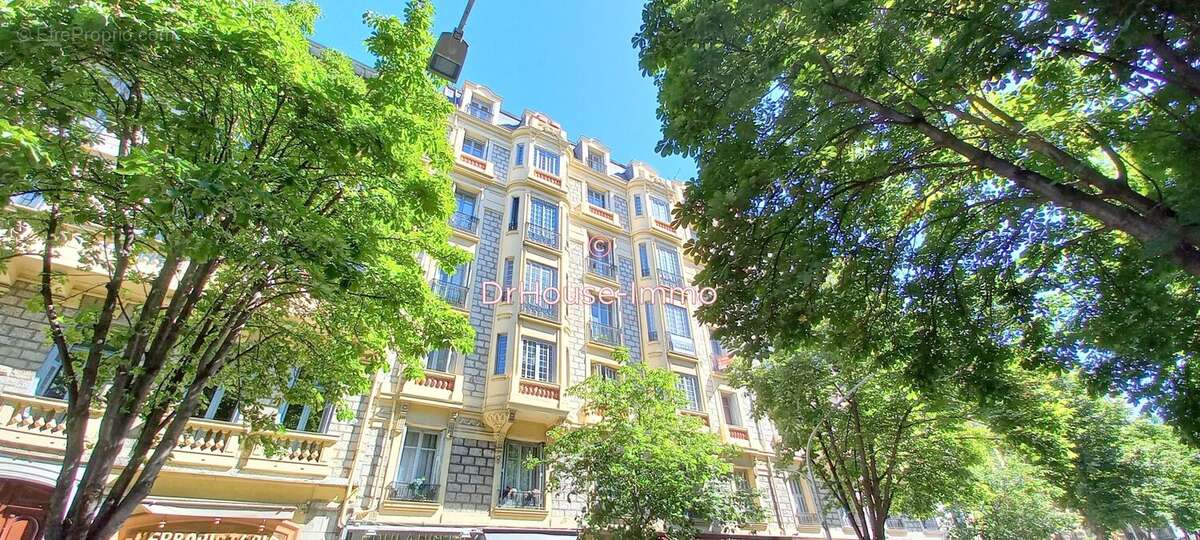Appartement 76 m² à Nice  - photo 19