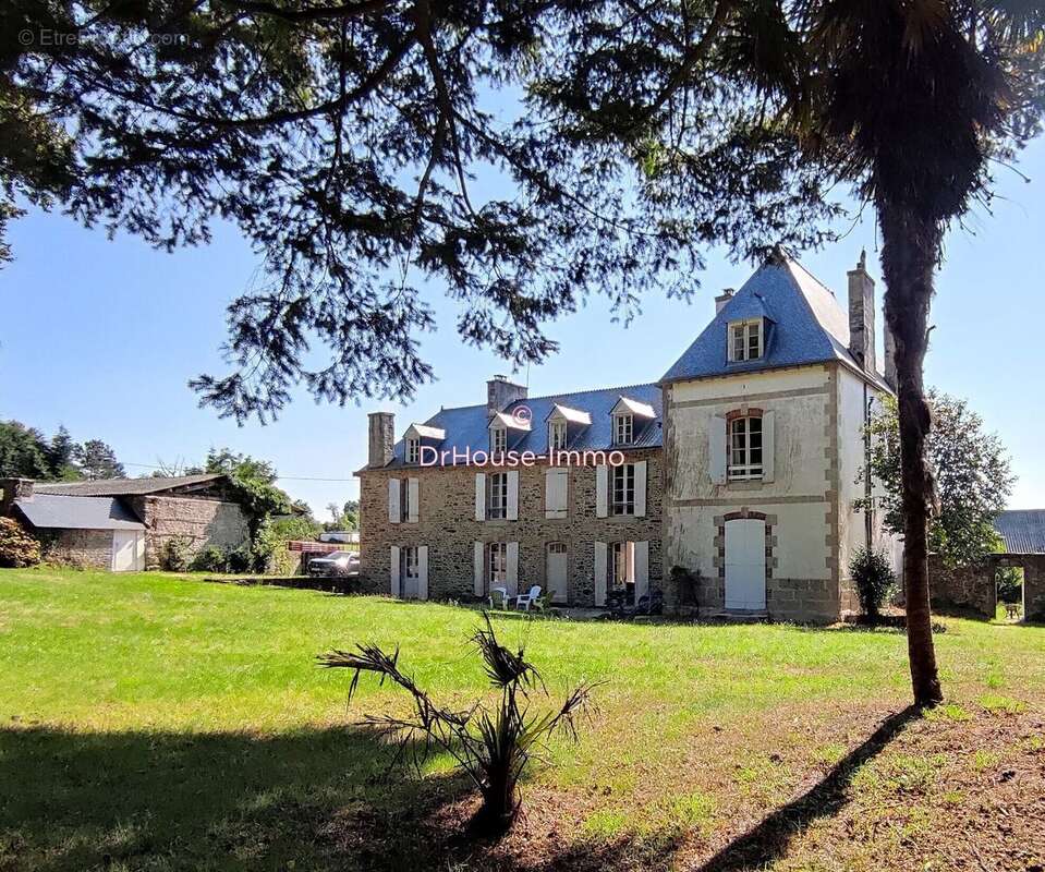 300 m² à Moustoir-Remungol  - photo 5