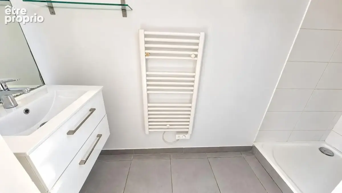 Appartement type 2 sur le secteur DES ROUTES  avec deux terrasse privative de 10 et 7 m² ainsi qu un cellier - photo 7