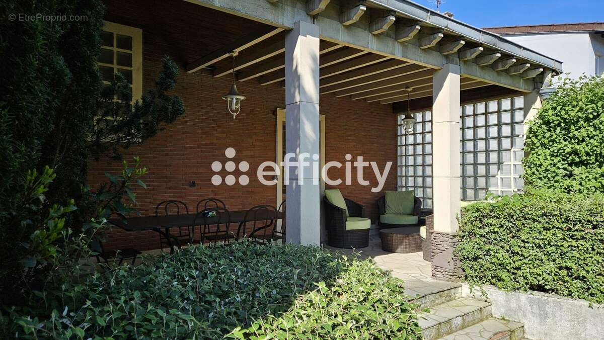 Maison à ORMESSON-SUR-MARNE