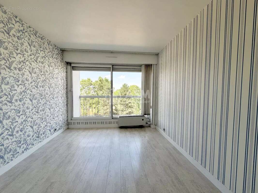 A VENDRE - 3 pièces avec balcons, parking et cave - photo 17