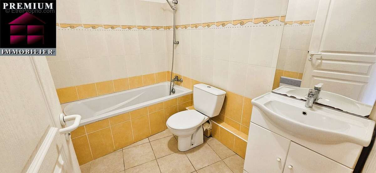 Appartement à BAHO