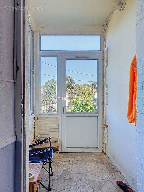 Maison 211 m² à Puybrun  - photo 3