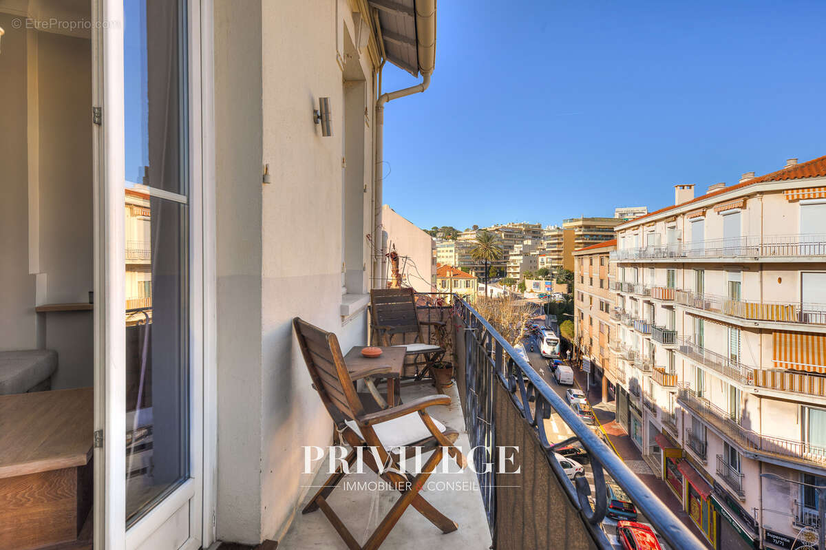 Appartement à CANNES