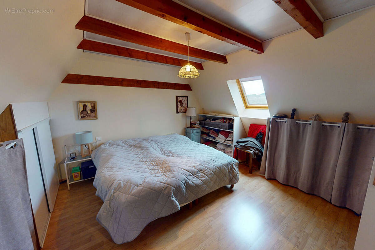 Maison à GOLINHAC