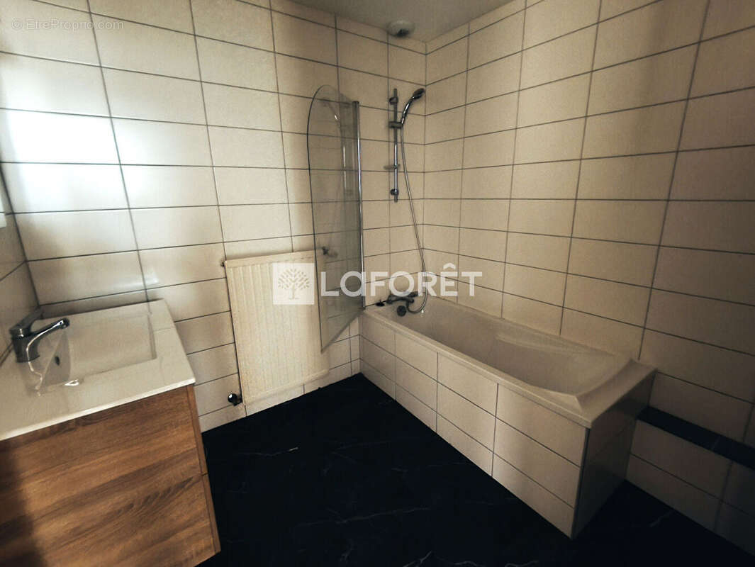 Epinal en exclusivite - bel appartement -  proche commerces et commodités - photo 5