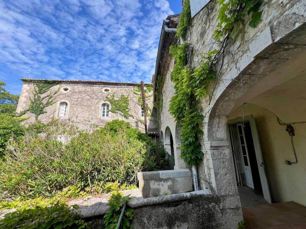 Maison à SAINT-ANDRE-DE-CRUZIERES