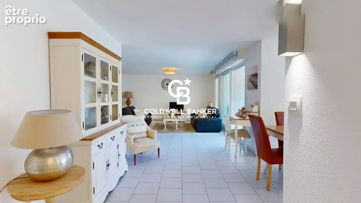 Spacieux appartement avec terrasses et double garage, à deux pas du port et des plages - photo 6