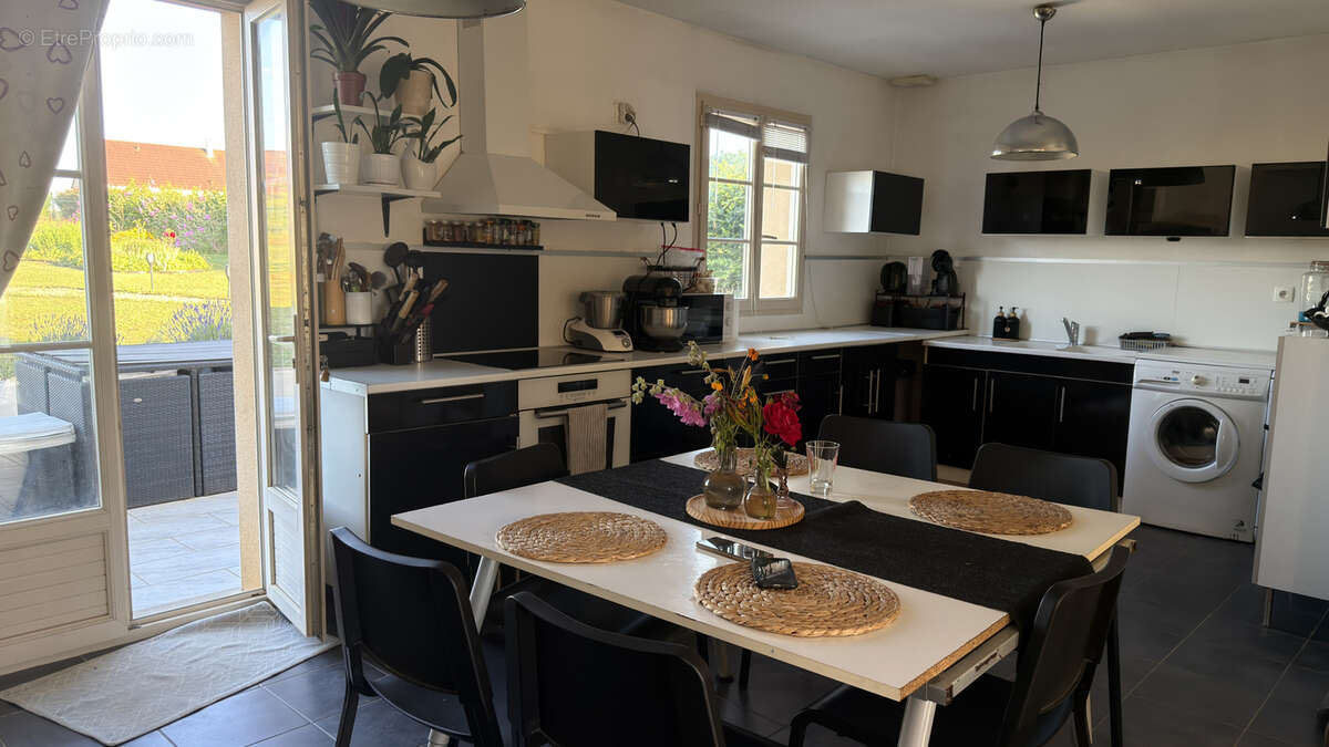Pavillon de plain pied avec grand terrain à Coutarnoux (89440) au prix de 184 575 € F.A.I. - photo 33