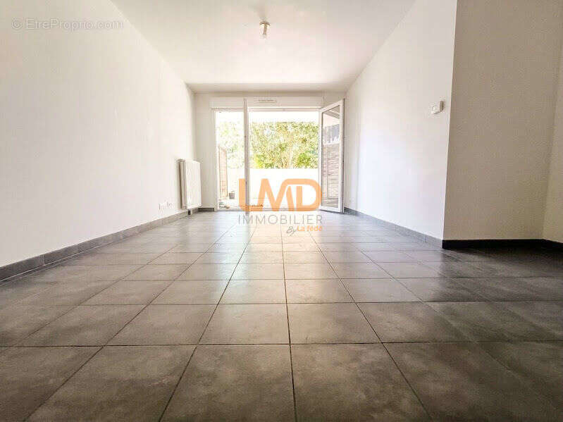 T3 terrasse 34 m², parking, tram à pied – 1er achat / invest - photo 6