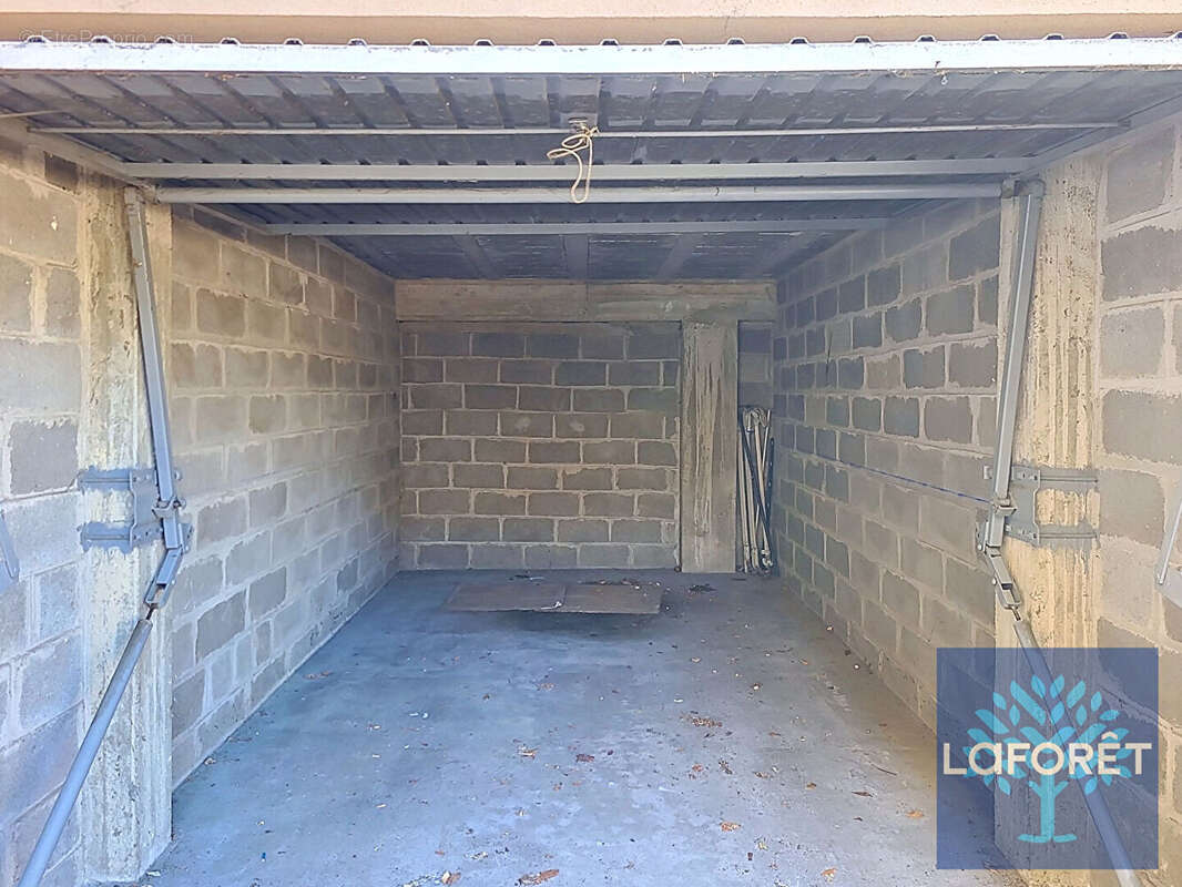 Appartement 3 pièces lumineux avec balcon, garage et cave en centre-ville de Étampes - photo 8