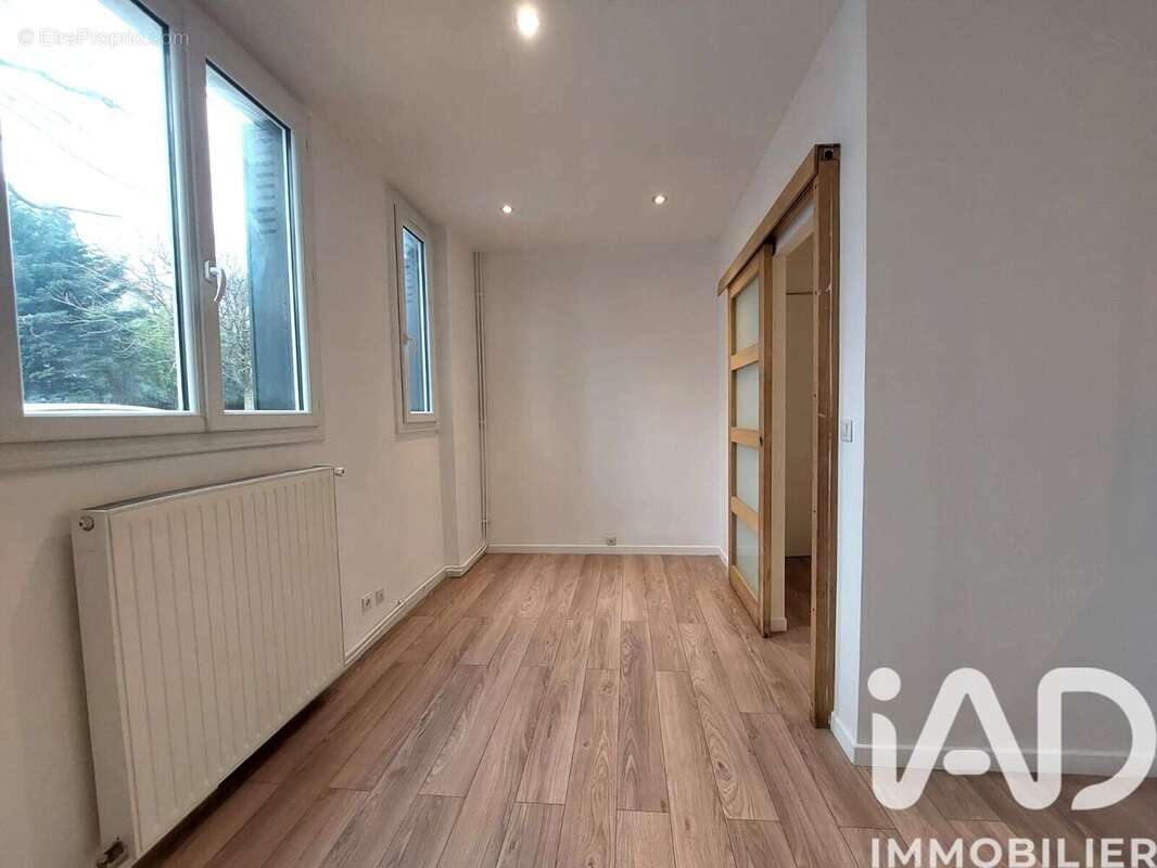 Appartement 32 m² à Fontenay-Sous-Bois  - photo 6
