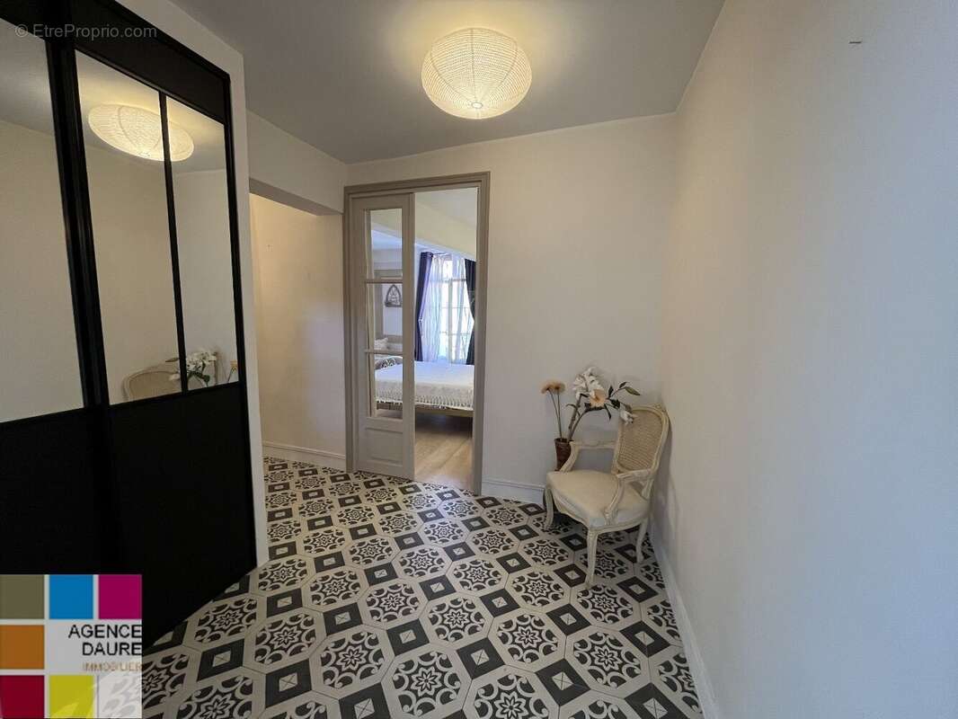 Maison à VILLENEUVE-LES-BEZIERS