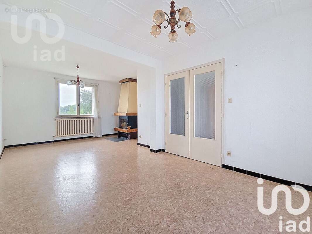 Photo 8 - Maison à CHARMOY