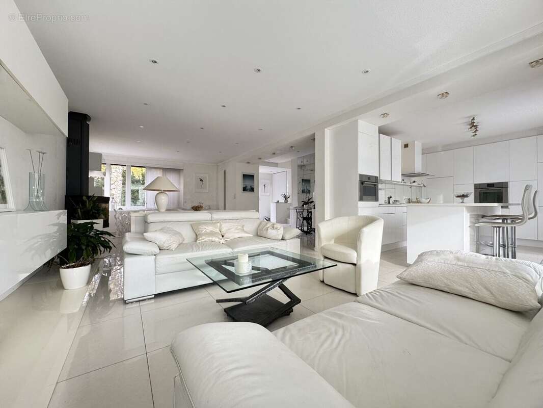 Maison à SAINT-GERMAIN-LES-CORBEIL