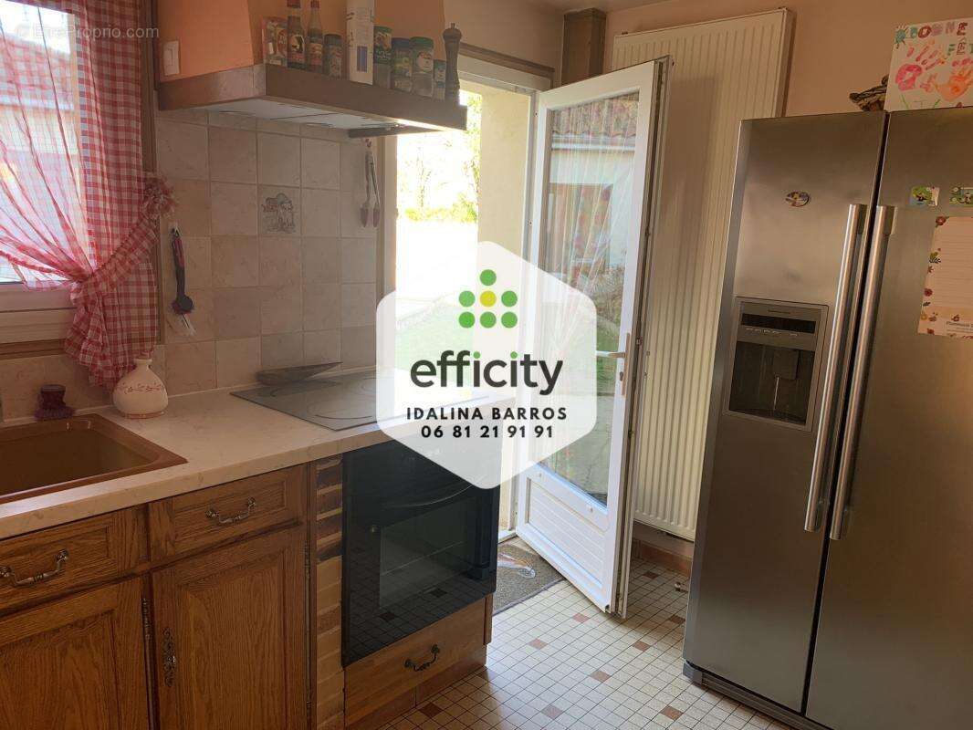 Maison à ROMAZIERES