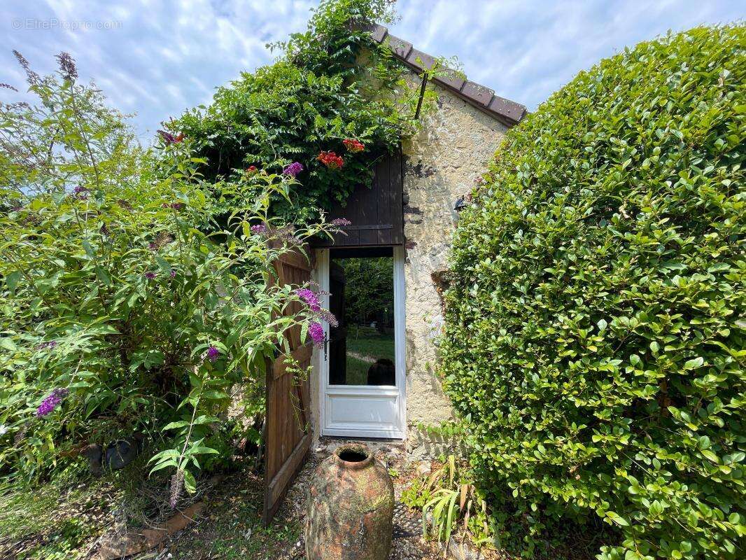 Maison à SIORAC-EN-PERIGORD