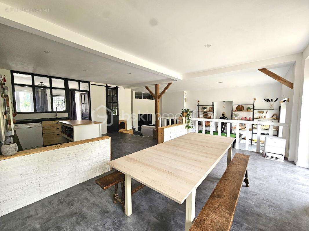 Maison à COULOMMIERS