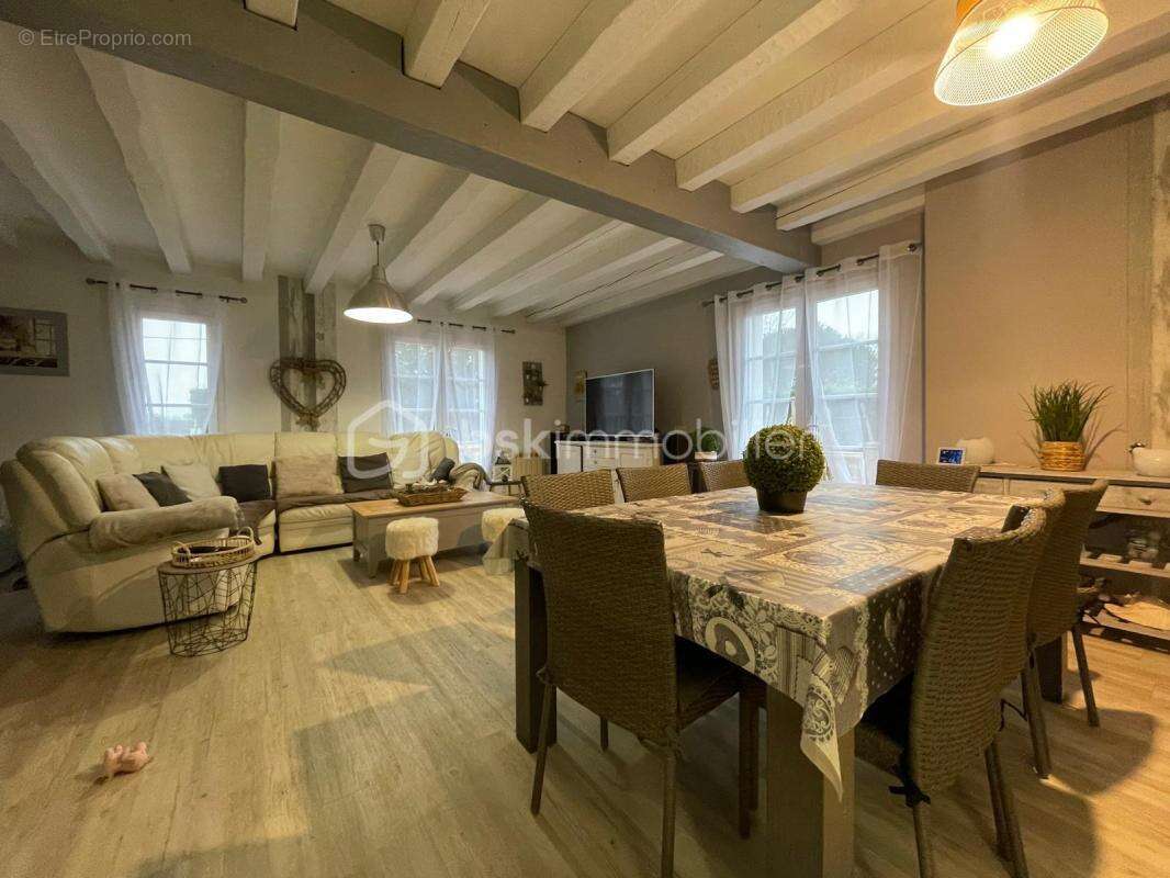 Maison à LE FENOUILLER