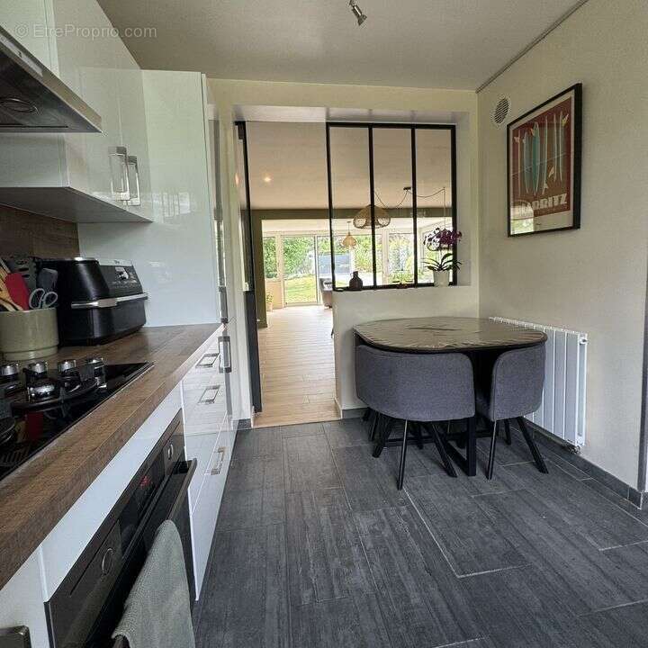Maison 136 m² à Bouray-Sur-Juine  - photo 3