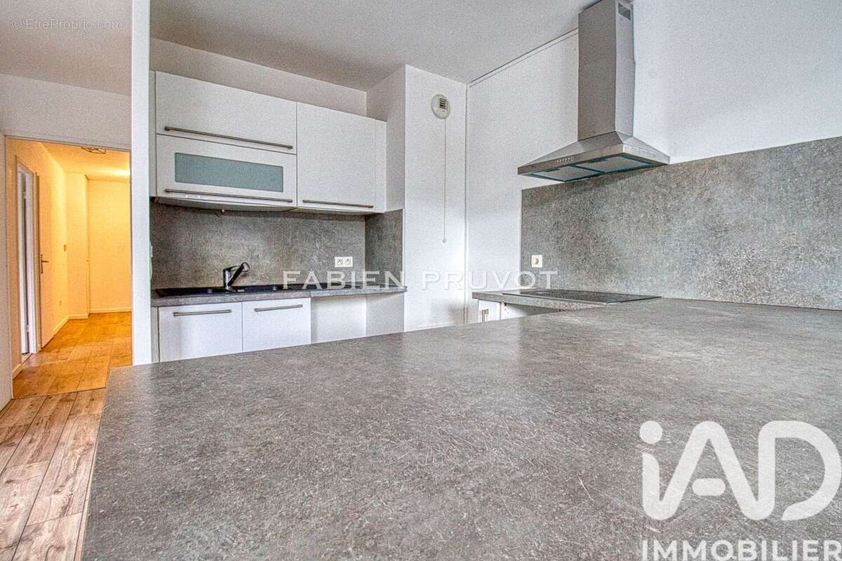 Photo 6 - Appartement à CERGY