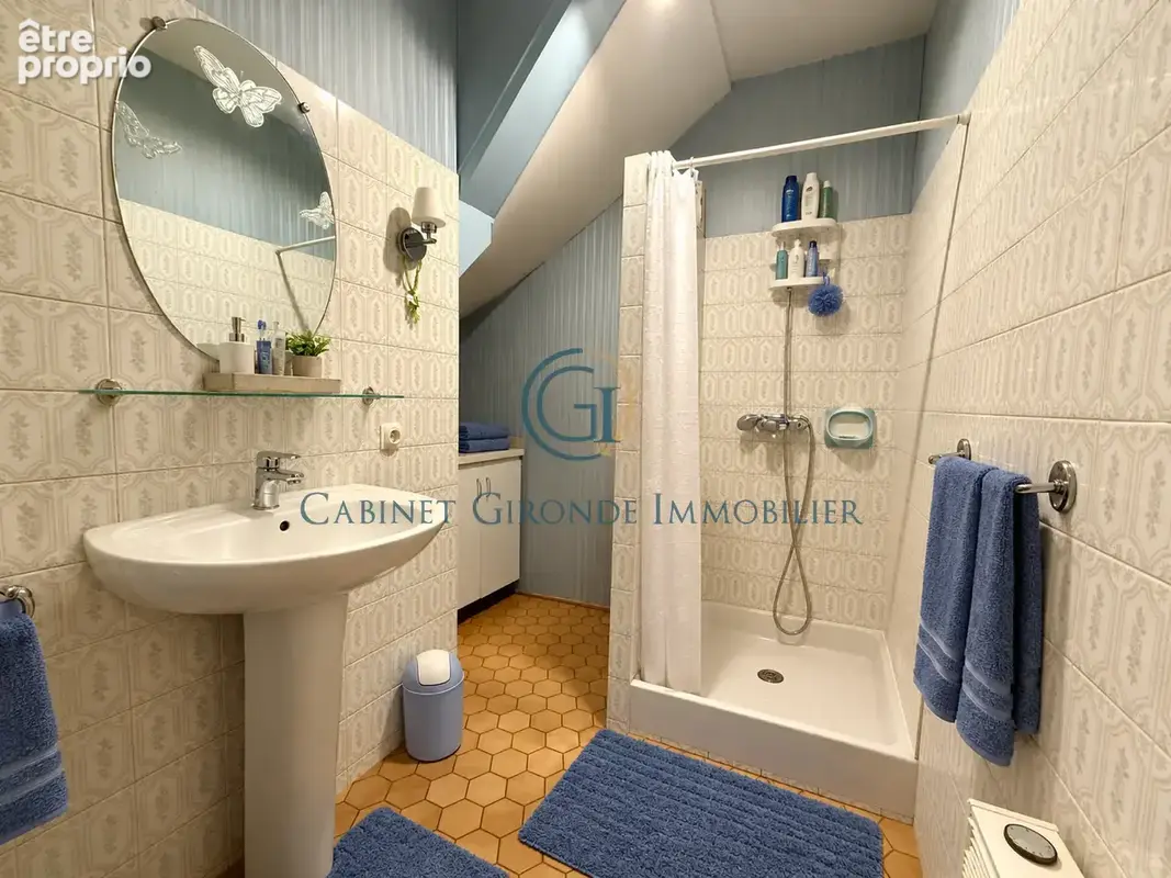 Arveyres maison pierre 130 m2 - 2 chambres - bureau -  garage-  jardin intime - photo 9