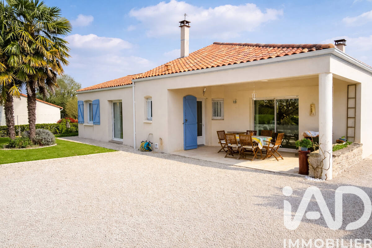 Photo 1 - Maison à AIFFRES