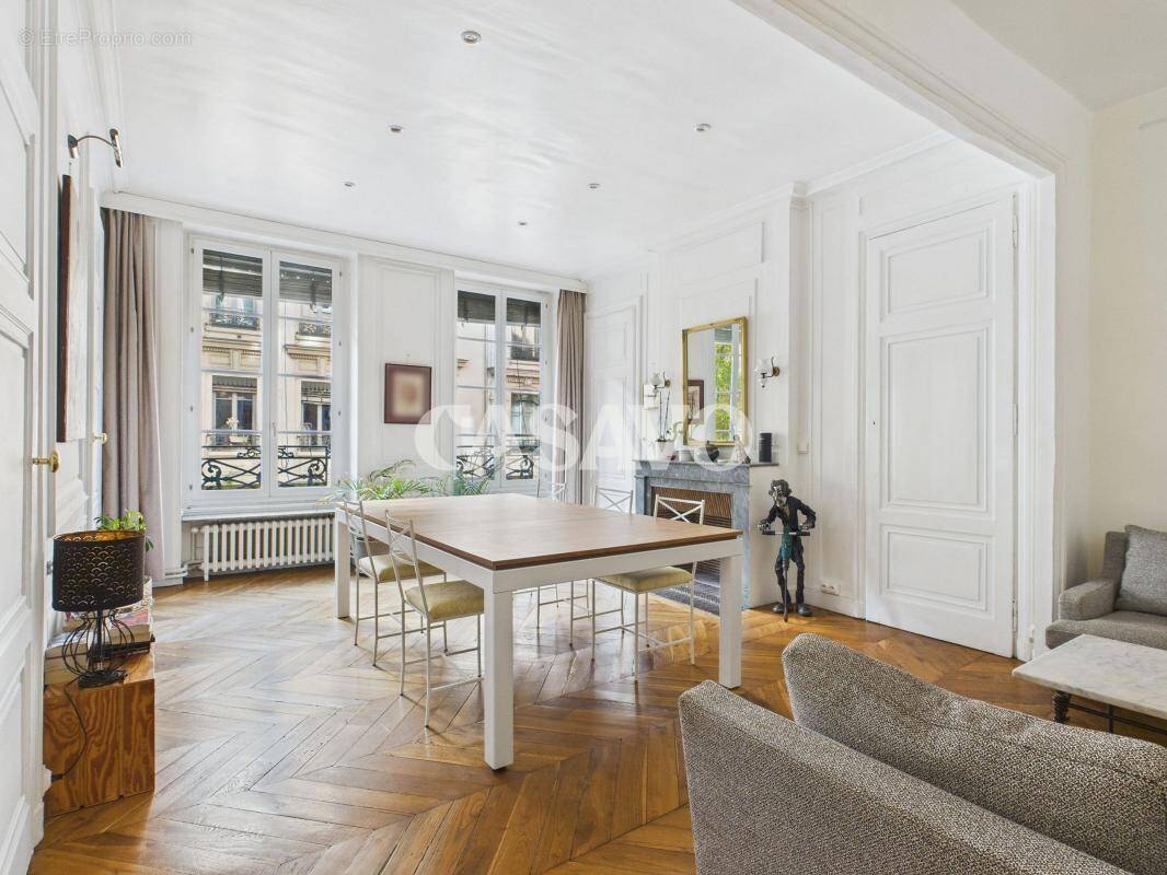 Appartement à LYON-1E