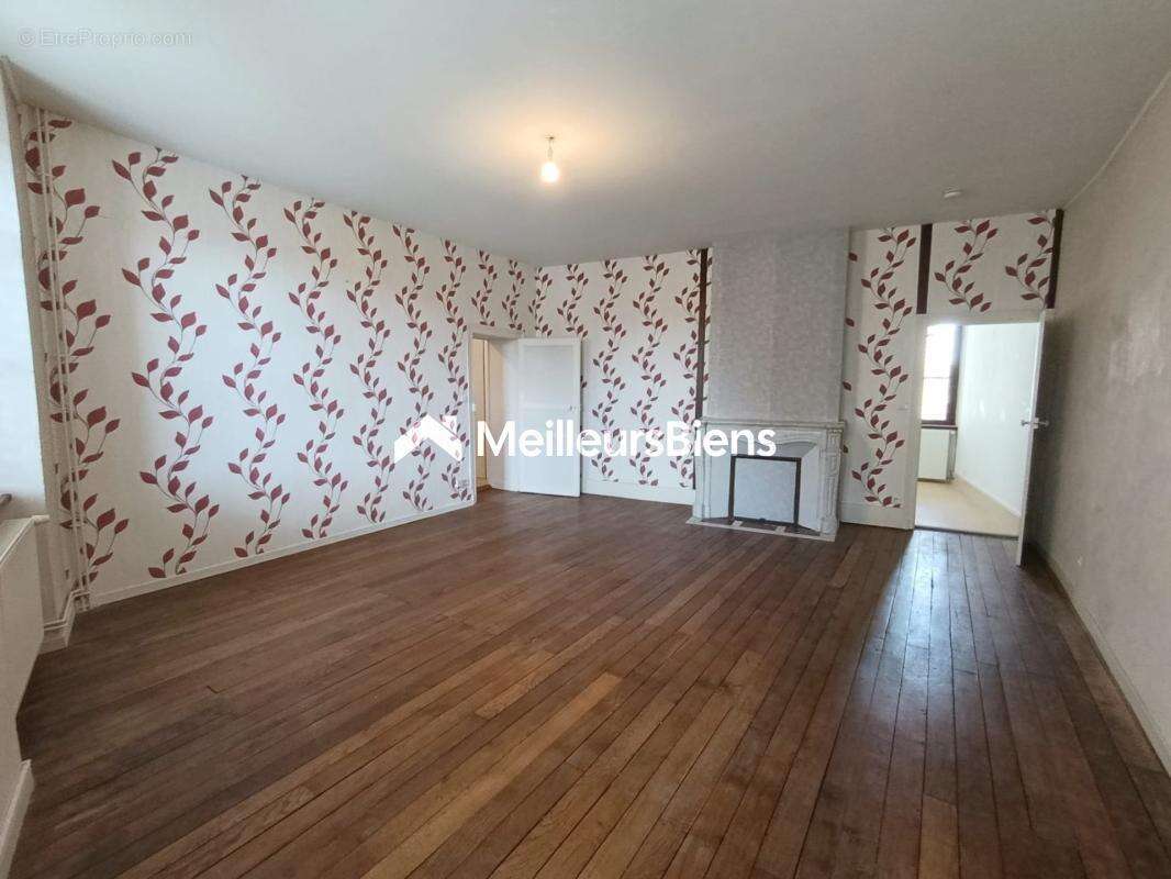 Appartement à BOURBONNE-LES-BAINS