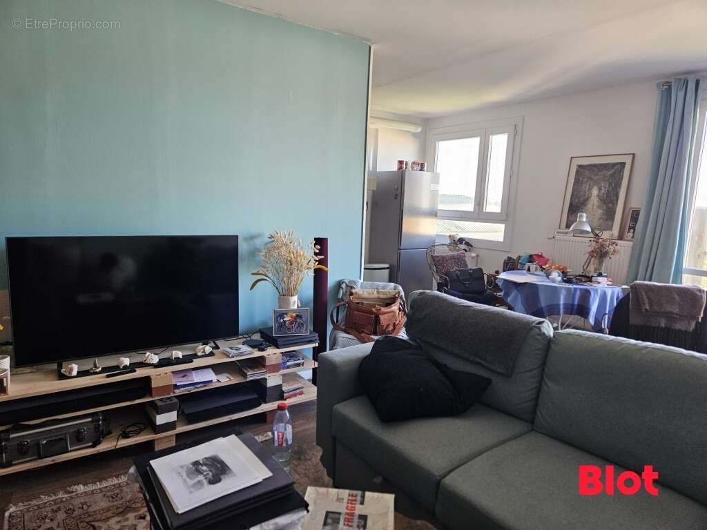 Appartement à FOUGERES