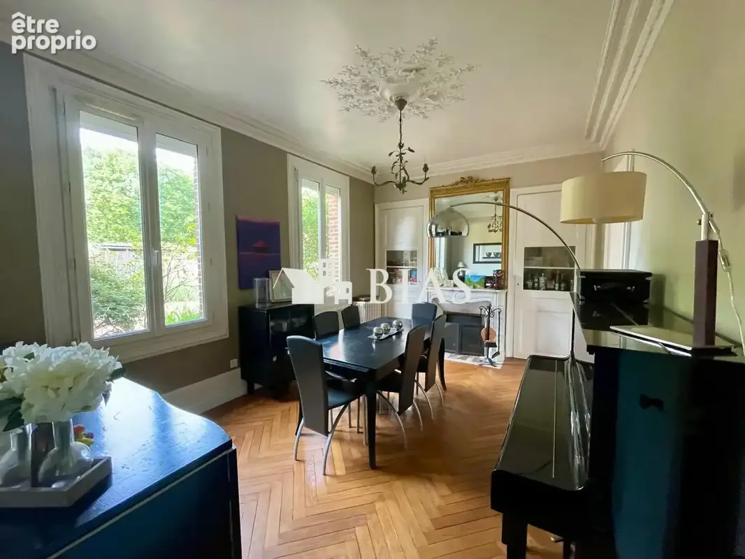 Maison 7 pièces 236 m² à vendre à Saint-Aubin-Les-Elbeuf (76410) - photo 4