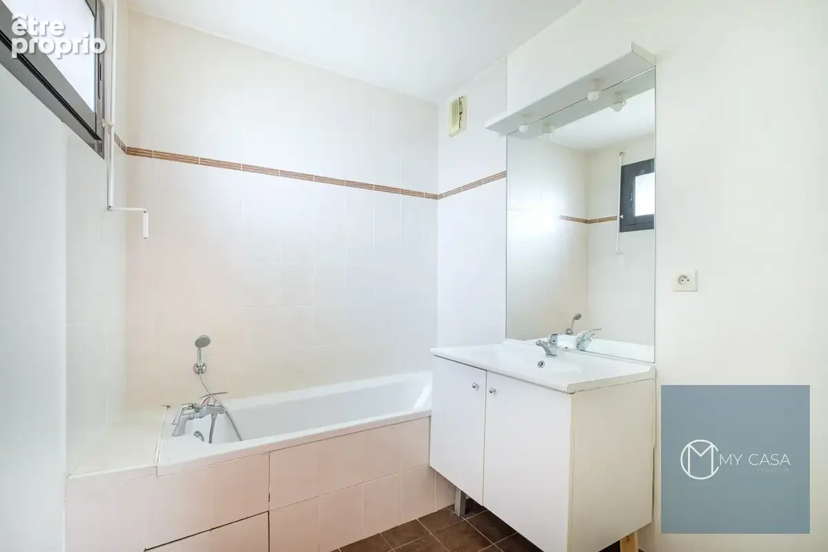 T2 Confluence avec grand jardin - 53m2 - photo 8