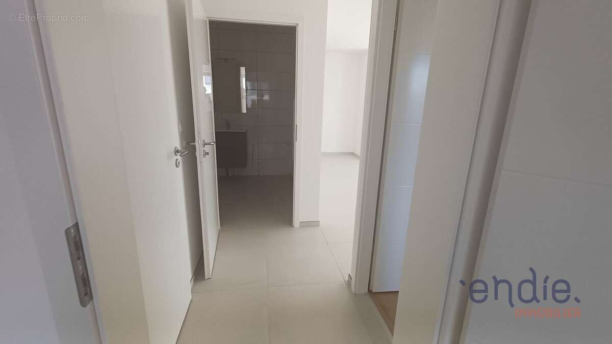 À 8 minutes de Sierentz  Superbe appartement 3 pièces avec terrasse et jardin privatif - photo 3