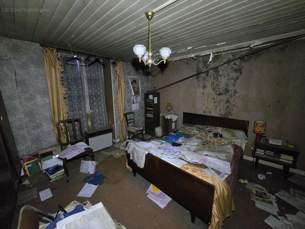 Maison à CHASSENEUIL-SUR-BONNIEURE