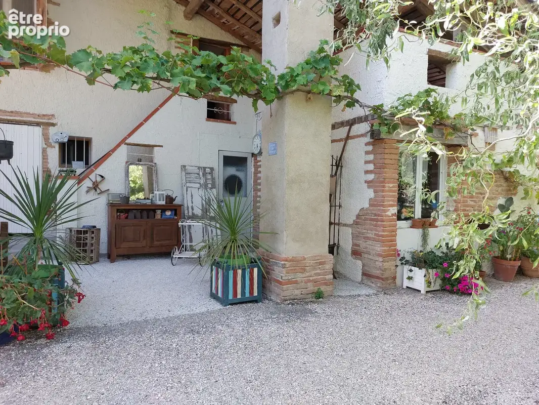 Maison à vendre 7 pièces MONTAUBAN (82) avec chambres d'hôtes, piscine, jardin et dépendance - photo 5