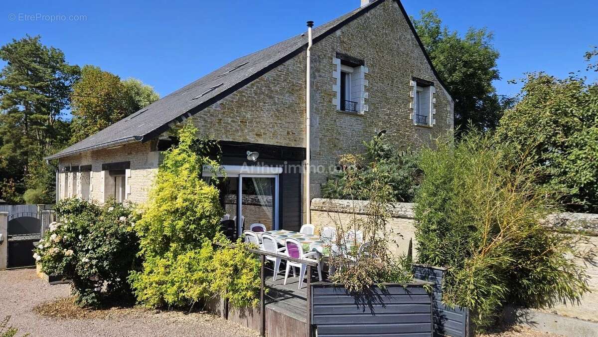 Maison à BASSENEVILLE