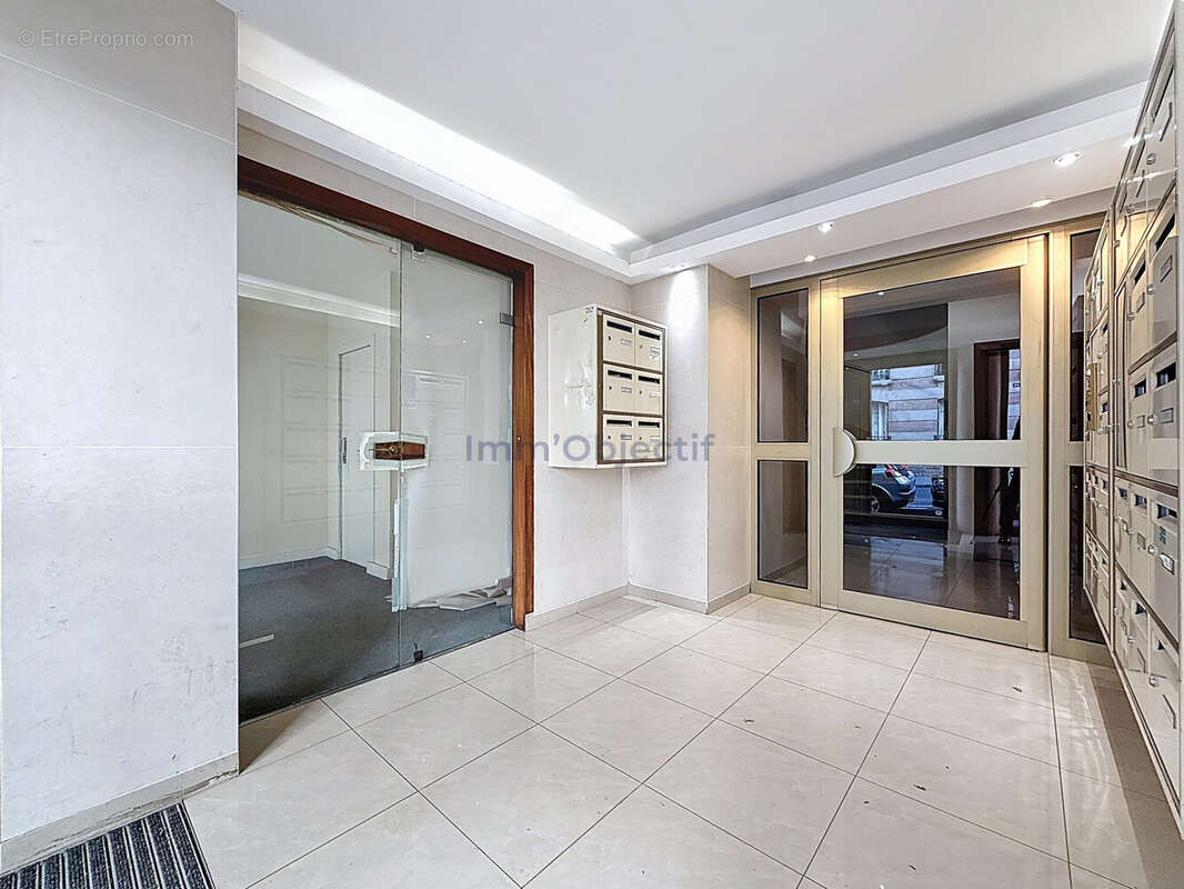 Appartement à PARIS-12E