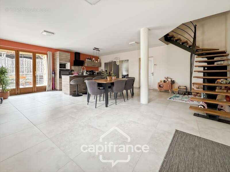 Maison à CHALON-SUR-SAONE