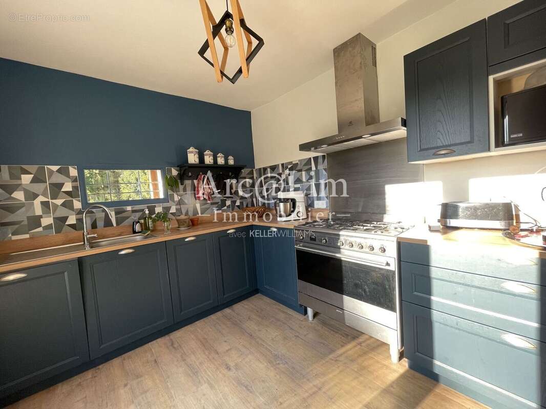 Maison à SAINT-GENCE