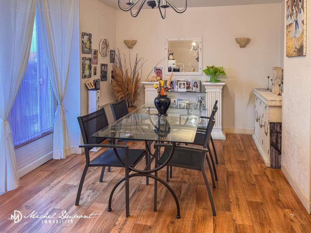 Photo 2 - Maison à LE BUGUE