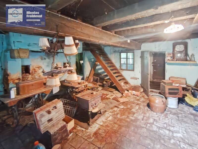 Maison à SAVIGNY-SUR-SEILLE