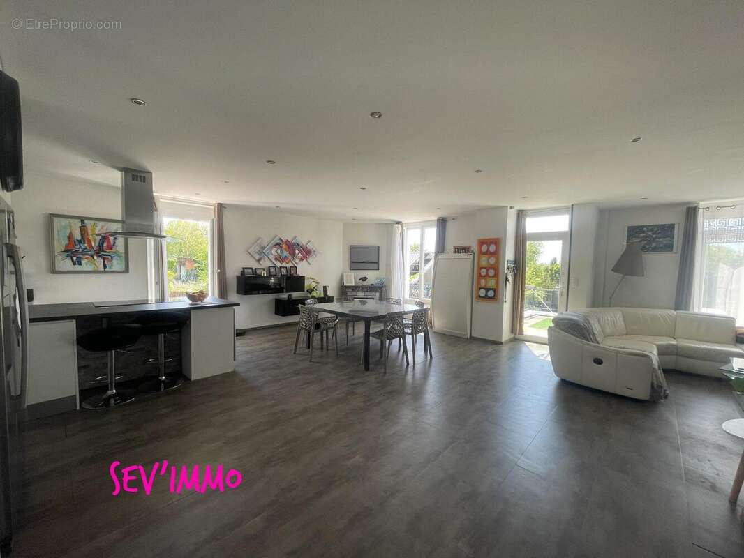 Maison à SAINT-GERMAIN-DES-FOSSES