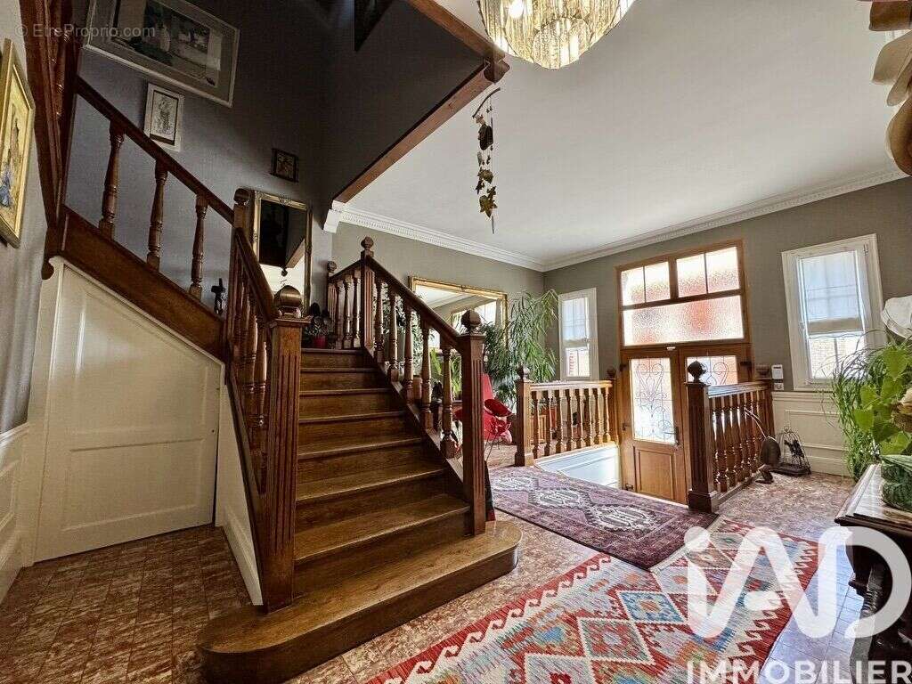 Maison 324 m² à Grandpre  - photo 2